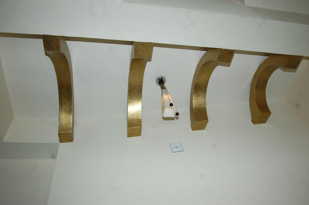 ホテルMetro Palace ビーカーネール エクステリア 写真